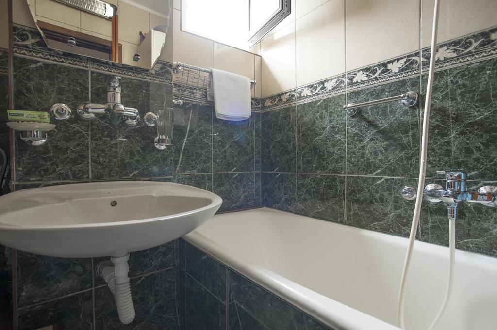 Apartman Mina Будва Екстер'єр фото